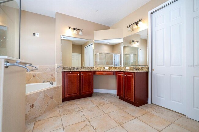 Building Photo - 3119 Falconhill Dr