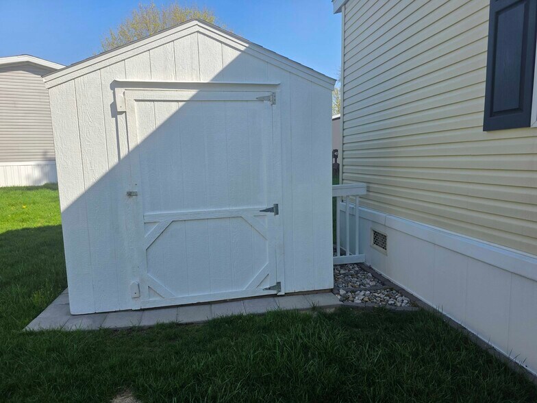 Building Photo - 3628 Birch St