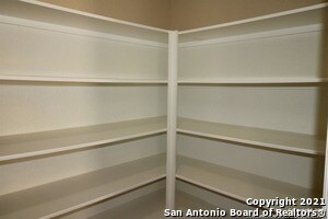 Building Photo - 9118 Hogarten