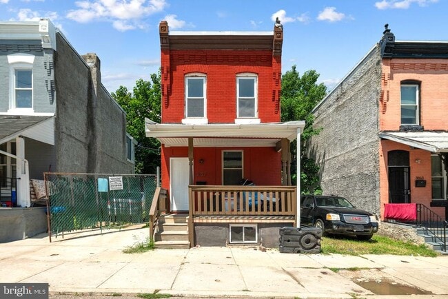 Building Photo - 3857 Wyalusing Ave