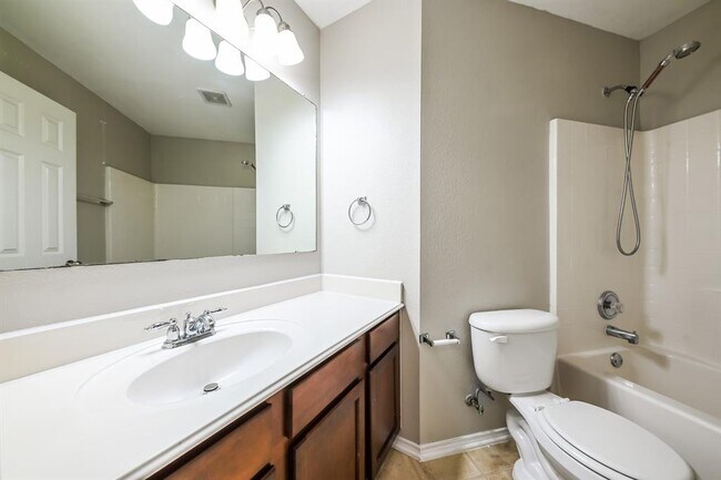 Building Photo - 424 Sweetgum Trail
