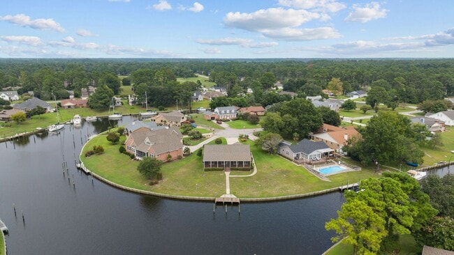 Building Photo - Private Dock Waterfront! Beautiful 3BR/2BA Gem in Fairfield Harbour!