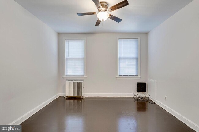 Building Photo - 3806 39th St