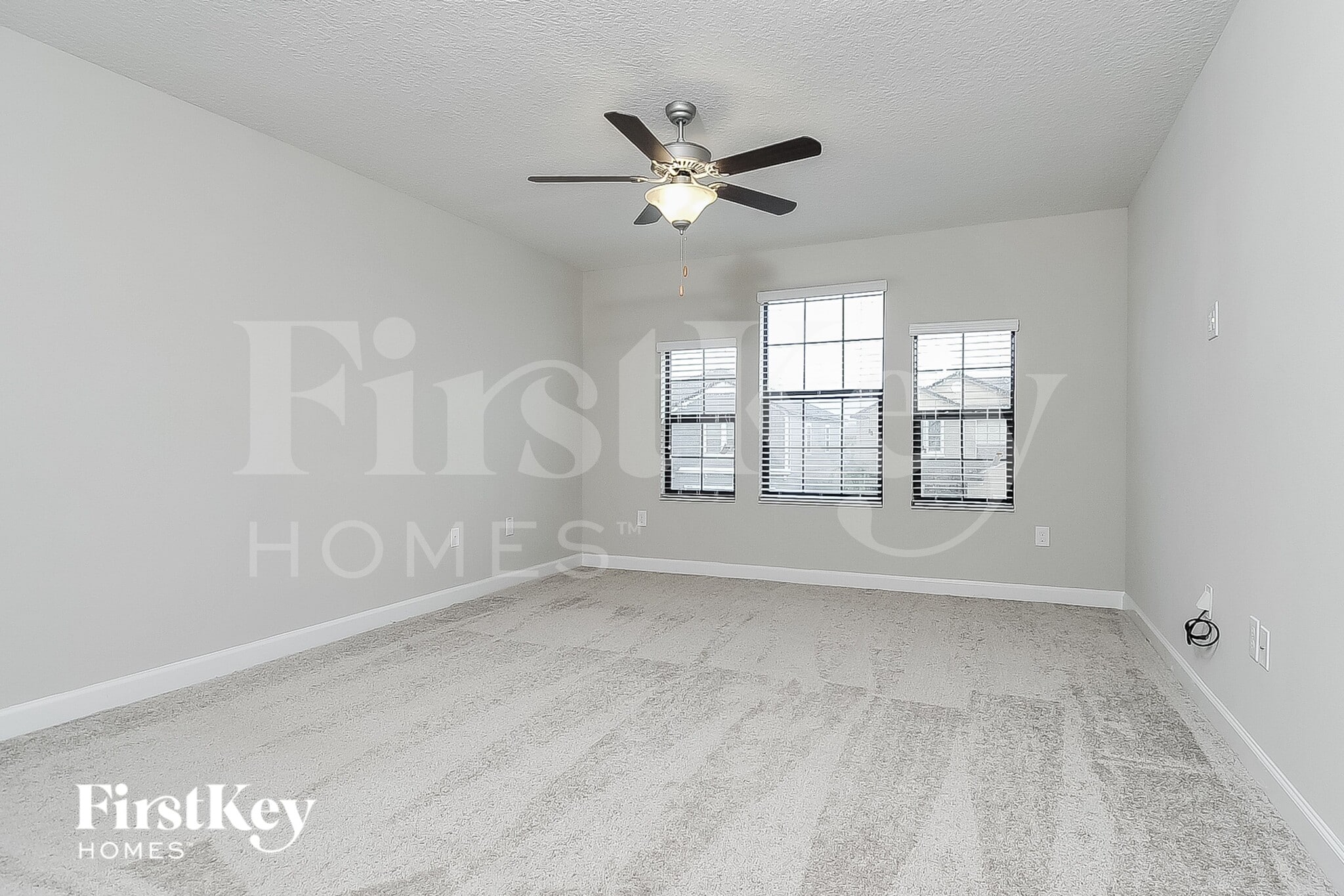 Building Photo - 9823 Ivory Dr