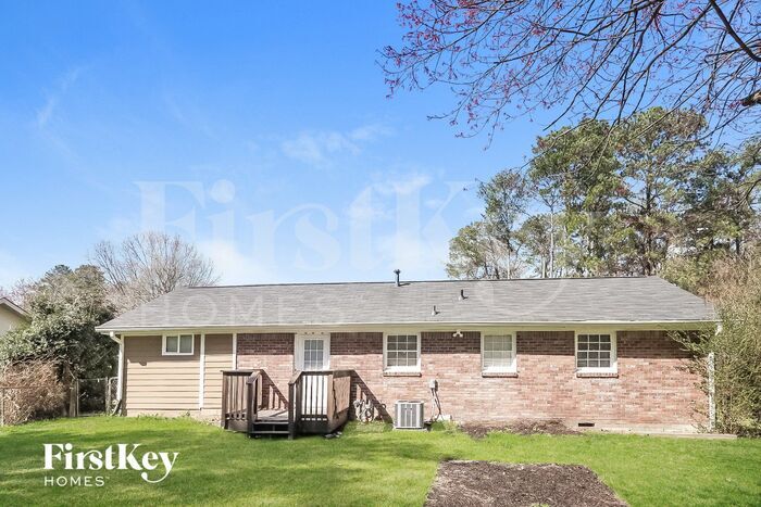 Building Photo - 6698 Kull Dr
