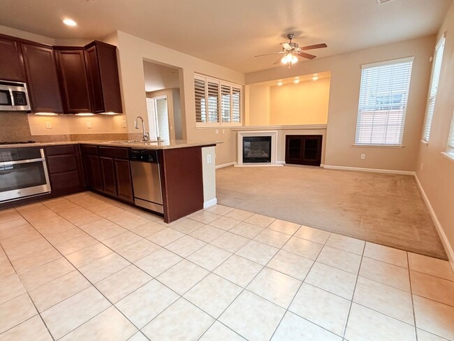 Building Photo - 1865 Wind Ranch Rd