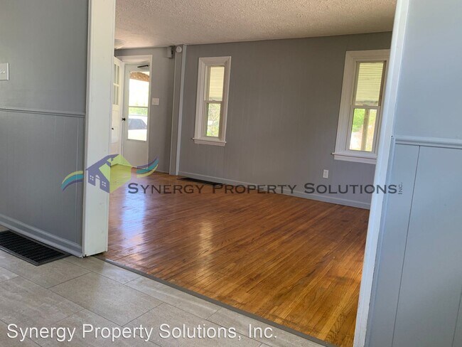 Primary Photo - 3 br, 2 bath House - 896 Lincoln Terrace D...