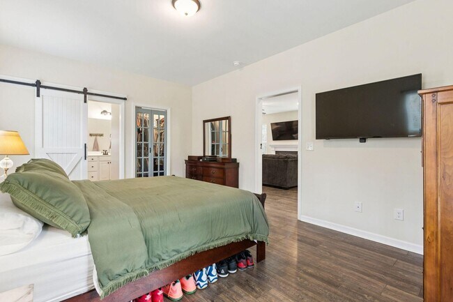 Building Photo - 4 Bedroom, 2.5 Bathroom Home in The Refuge at Ravenel - Ravenel
