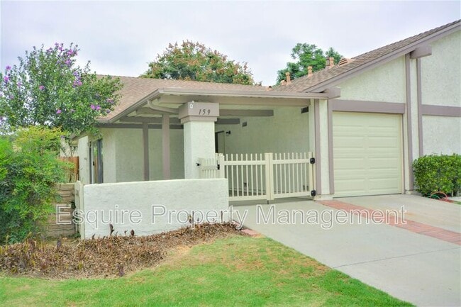 Primary Photo - 159 Spanish Moss Pl