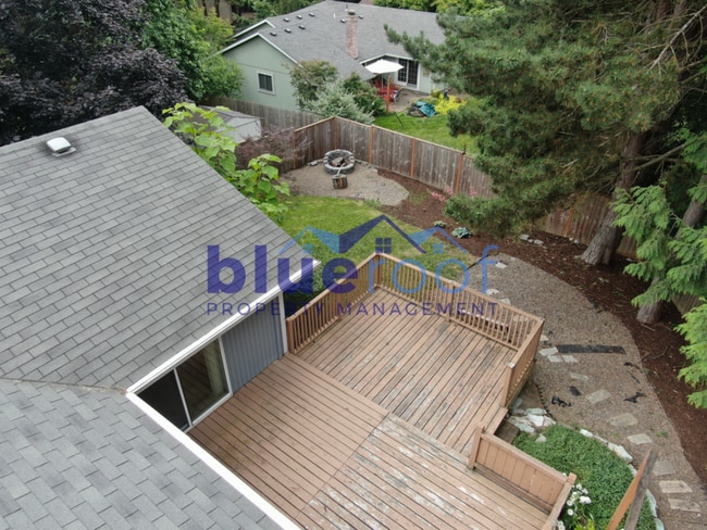 Building Photo - 13920 SW Tennessee Ln