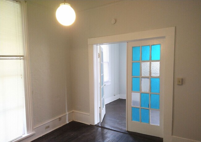 Building Photo - GOVERNMENT HILL***APARTMENT***CLOSE TO FT. SAM & THE PEARL