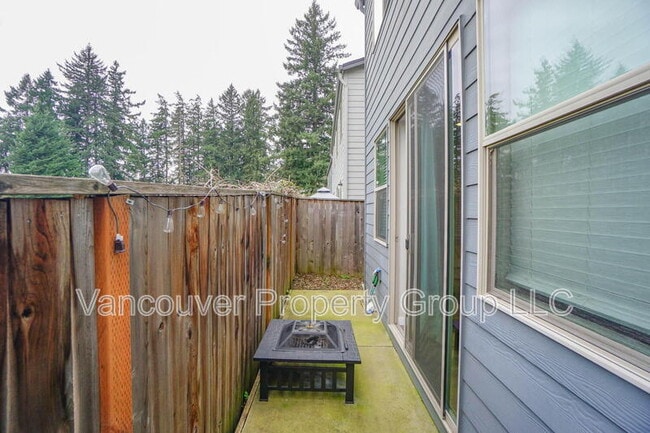 Building Photo - 4325 NE 87th St