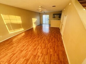 Building Photo - 3300 Barcelona Dr