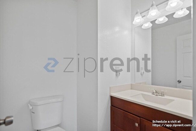 Building Photo - 29213 Dixon St