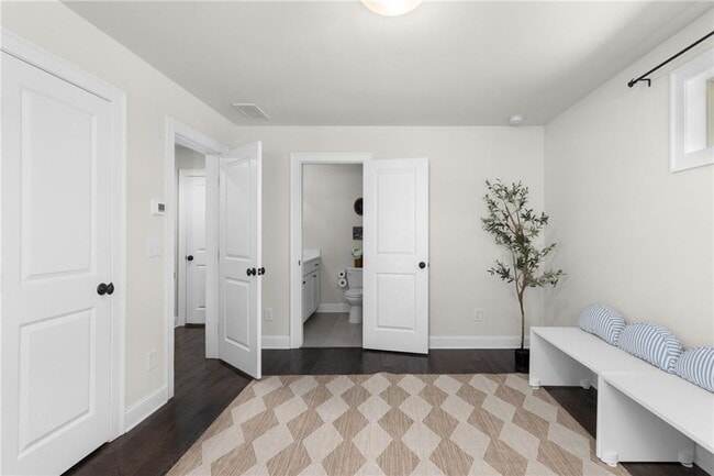 Building Photo - 301 Marlowe Aly
