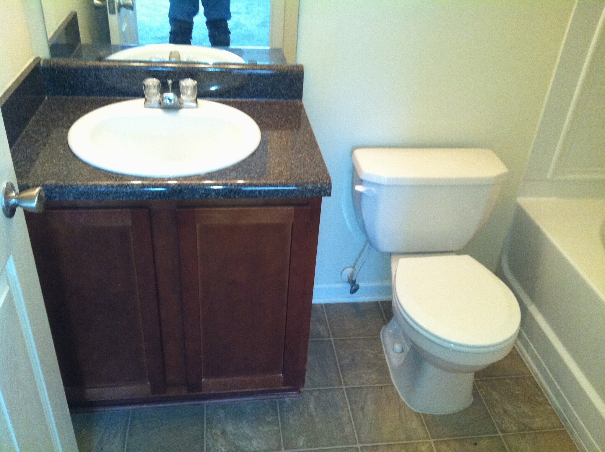 Building Photo - 7160 Grosbeak St