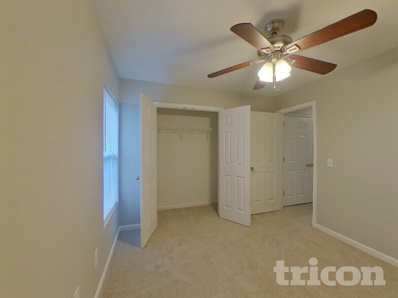 Building Photo - 1624 Long Paw Ln