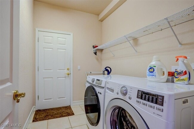 Building Photo - 5613 Harbour Cir