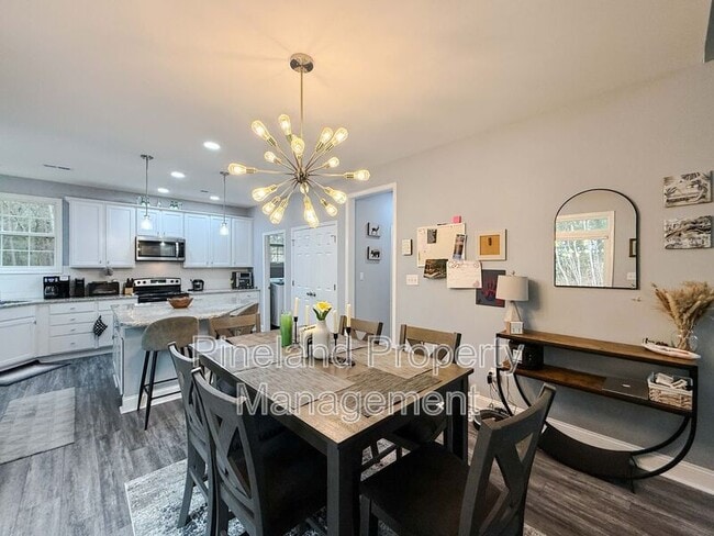 Building Photo - 7019 Laurinburg Rd