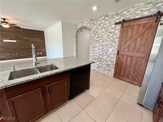 Building Photo - 10293 Silver Pond Lane