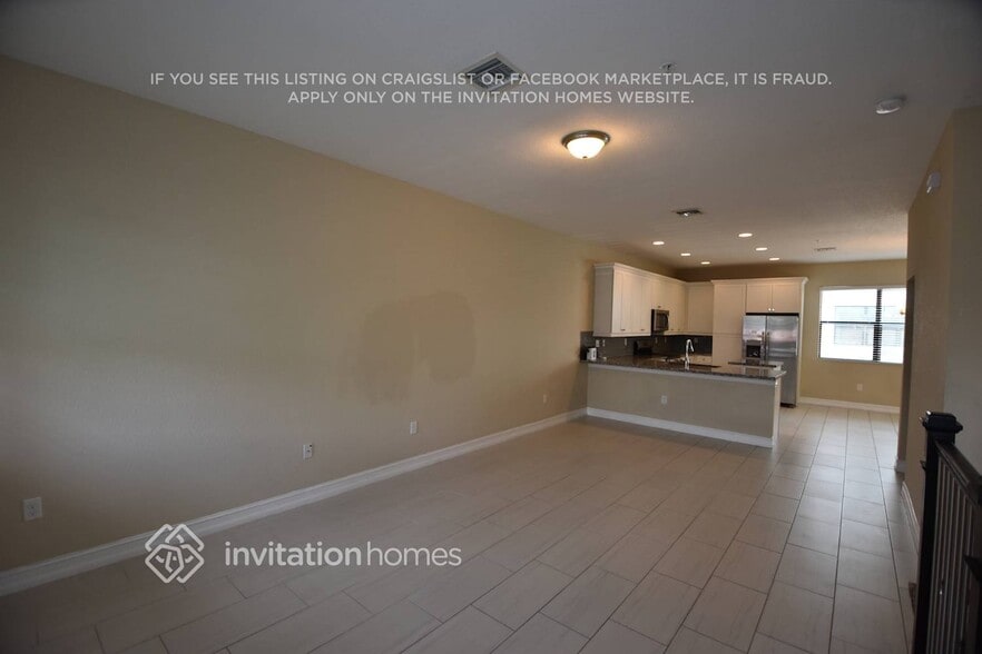 Building Photo - 11671 SW 13th Ct