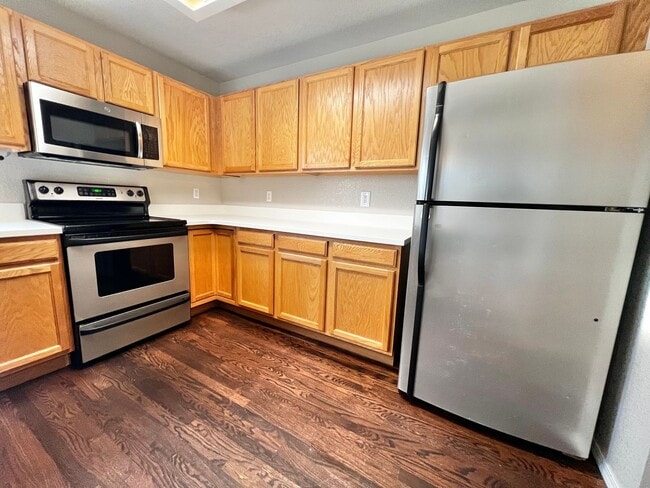 Building Photo - Spacious 4 Bed, 3.5 Bath Home with Finished Basement in South Fort Collins!