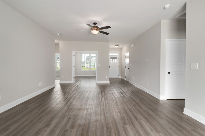 Building Photo - 112 Wisteria Ln