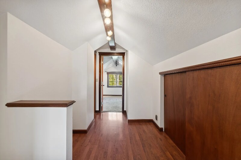 Building Photo - 633 Kalispell Ave