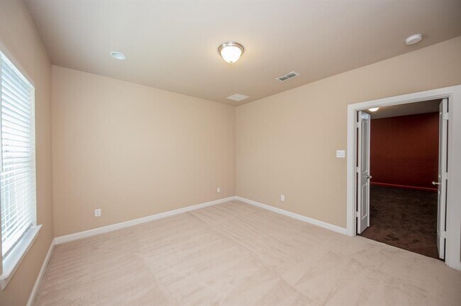 Building Photo - 3310 Belmont River Ln