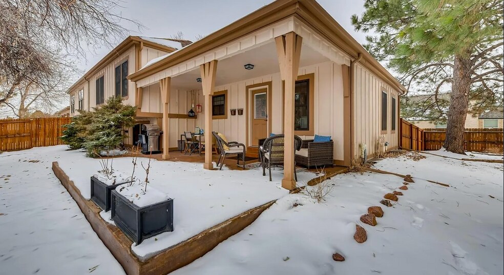 Building Photo - 4695 S Akron St