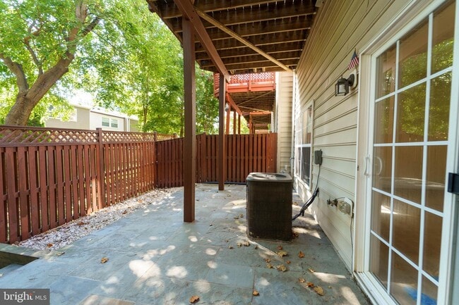 Building Photo - 8064 Criaza Branch Ct