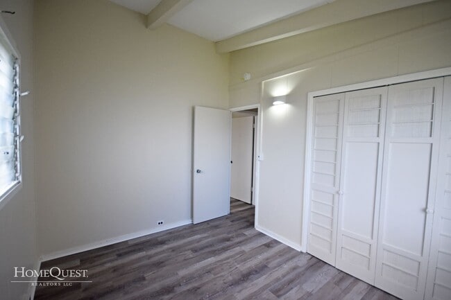 Building Photo - Kaneohe Charm -- 3 bed 1.5 bath SFH -- $3500/mo