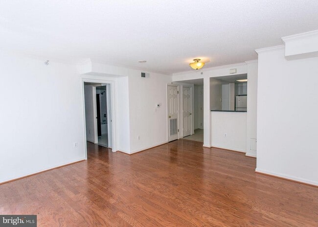 Building Photo - 3835 9th St N