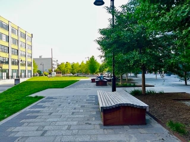 Building Photo - 800 Jackson St