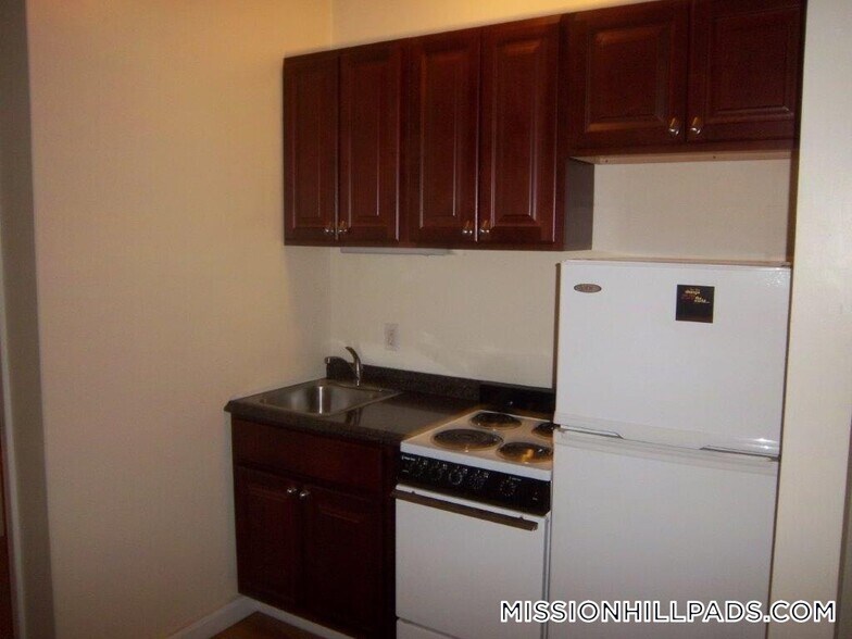 Building Photo - 59 S Huntington Ave