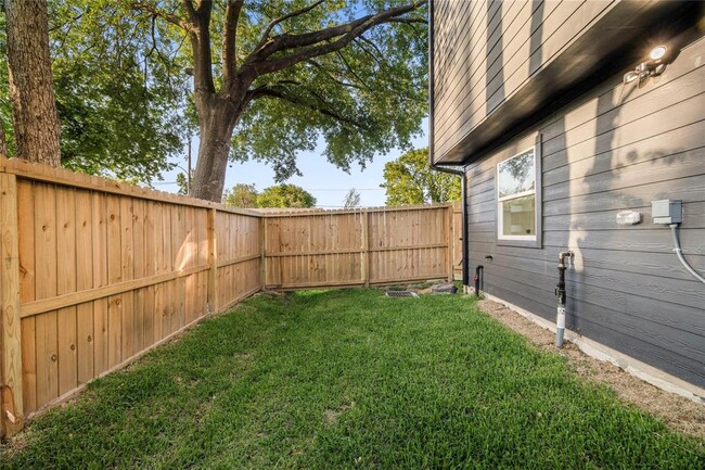 Building Photo - 2548 Walcott Ln