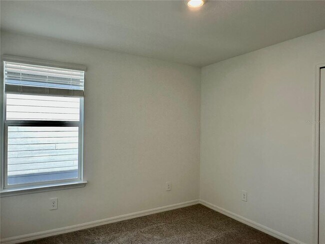 Building Photo - 17761 Pleasantview Blvd