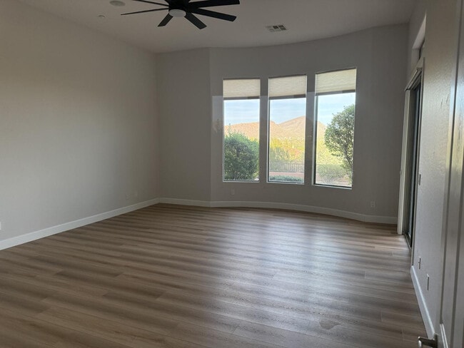 Building Photo - 42107 N Mountain Cove Dr