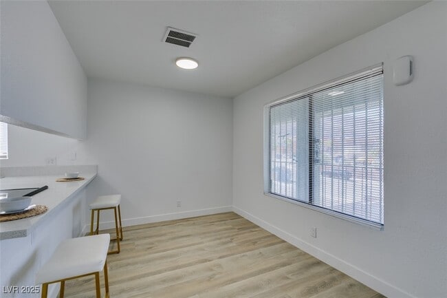 Building Photo - 6932 Kilgore Dr