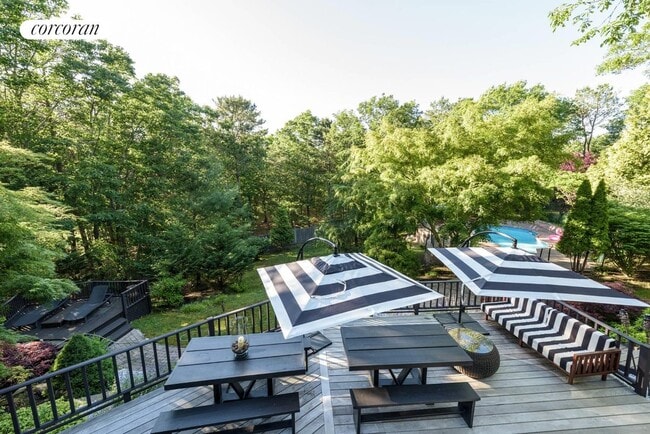 Building Photo - 23 Tanglewood Trl