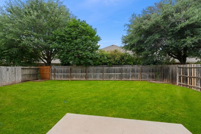 Building Photo - 25047 McBride Dr