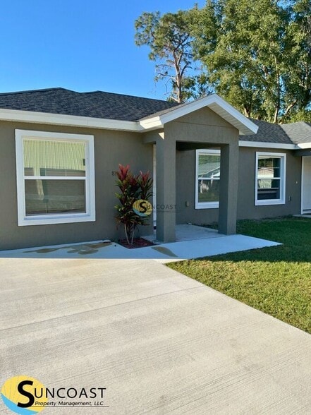 Primary Photo - 815 Pineaire St