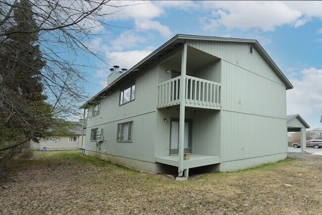 Building Photo - 7721 Mayfair Dr