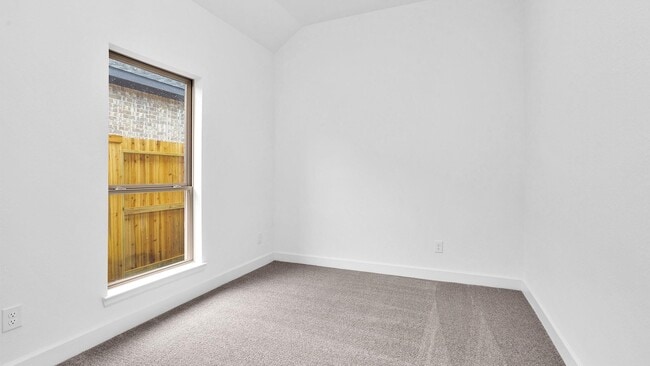 Building Photo - 30130 Aralia Dr