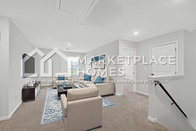 Building Photo - 1067 Evan Ct