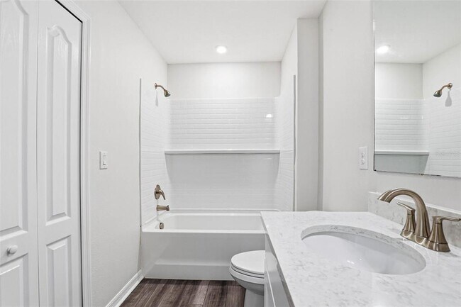 Building Photo - 10715 Ironwood Tree Wy