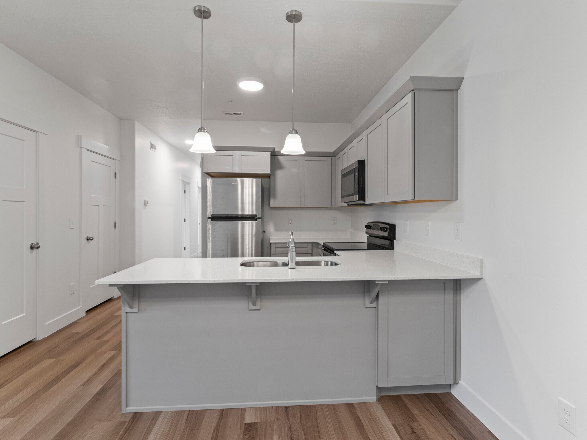Building Photo - 13537 Commodus Dr