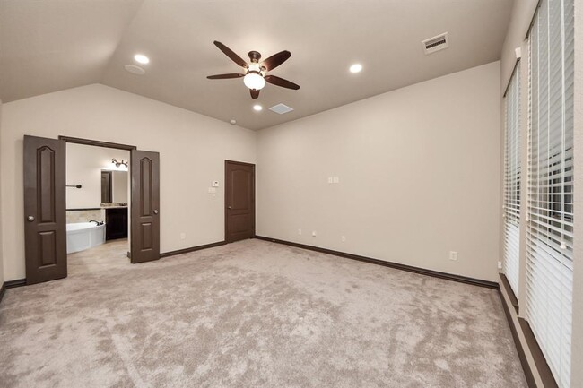 Building Photo - 10934 Visconti Ct