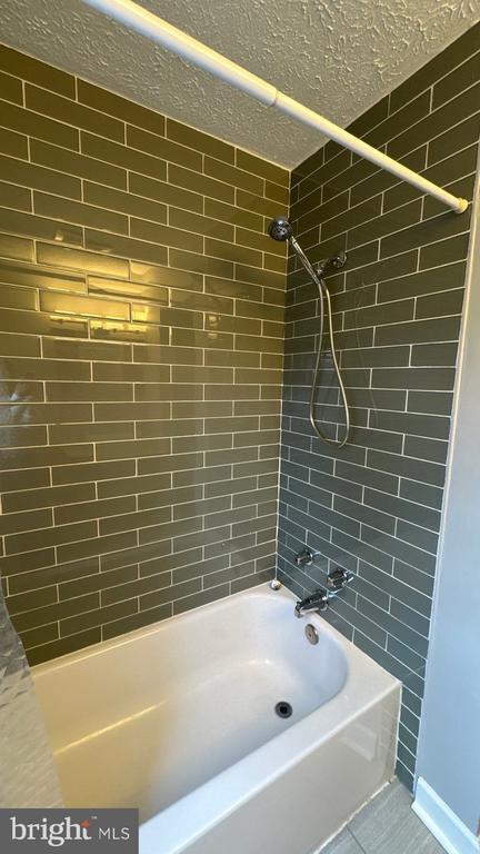 Building Photo - 7225 Steamerbell Row