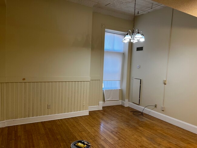 Primary Photo - The Falls Loft